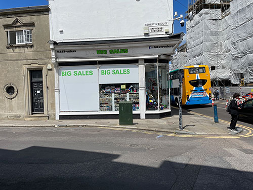 Dover-Gift-Shop-Bling-Toys-Corgi-Stobart-Household-16