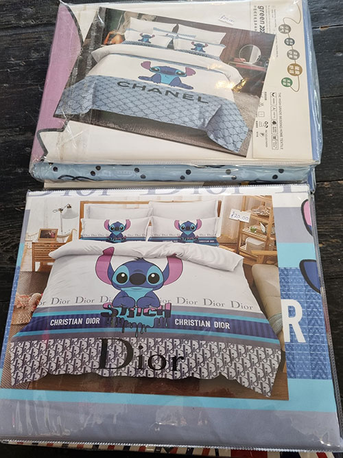 Dover-Gift-Shop-Bling-Toys-Corgi-Stobart-Household-166