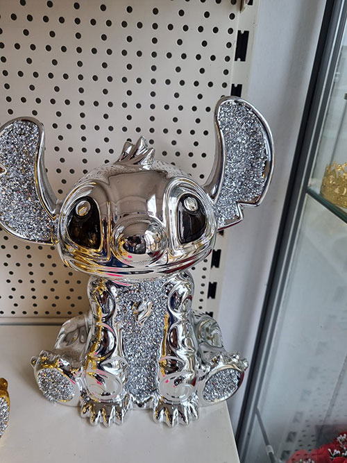 Dover-Gift-Shop-Bling-Toys-Corgi-Stobart-Household-202