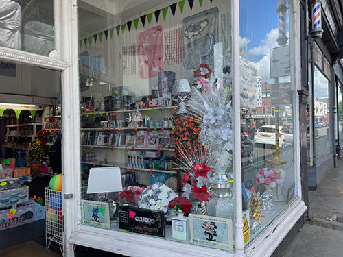Dover-Gift-Shop-Bling-Toys-Corgi-Stobart-Household-26