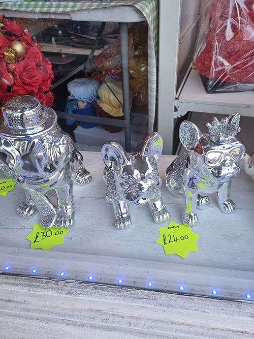 Dover-Gift-Shop-Bling-Toys-Corgi-Stobart-Household-58