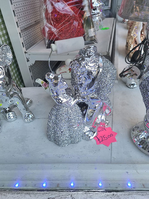 Dover-Gift-Shop-Bling-Toys-Corgi-Stobart-Household-59